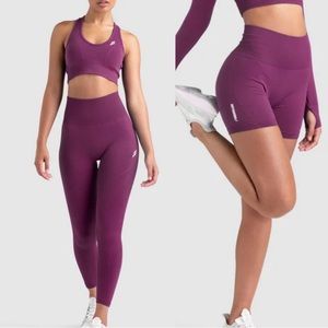 Doyoueven shorts, leggings and sports bra